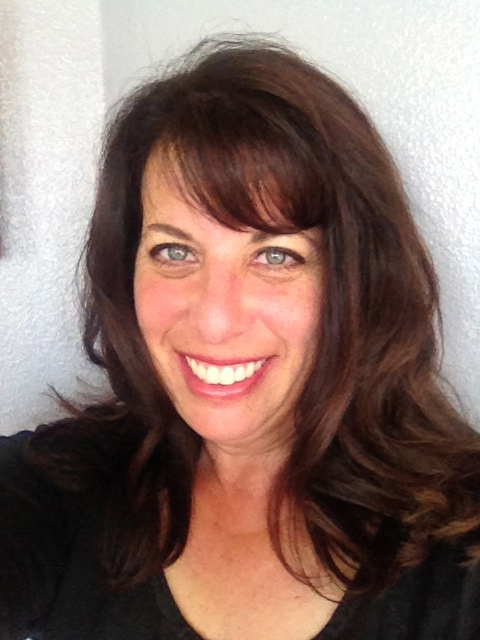 Lisa Suennen Headshot 2